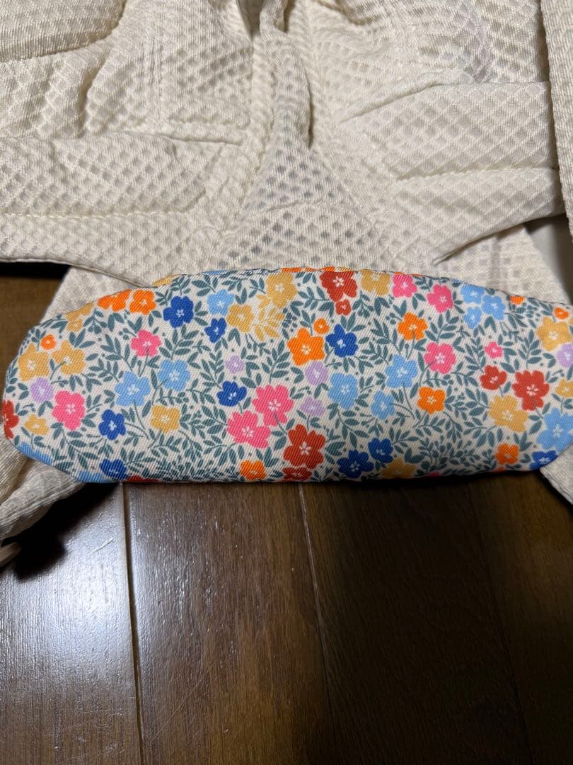 ergobaby OMNI Breeze 抱っこ紐 ベージュ・花柄