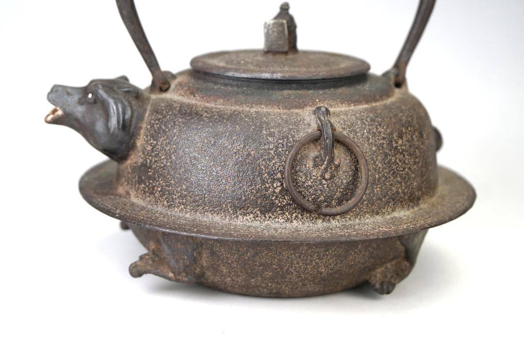 南部鉄瓶　狸　タヌキ 鉄瓶　　 煎茶道具 　検：龍文堂亀文堂金壽堂