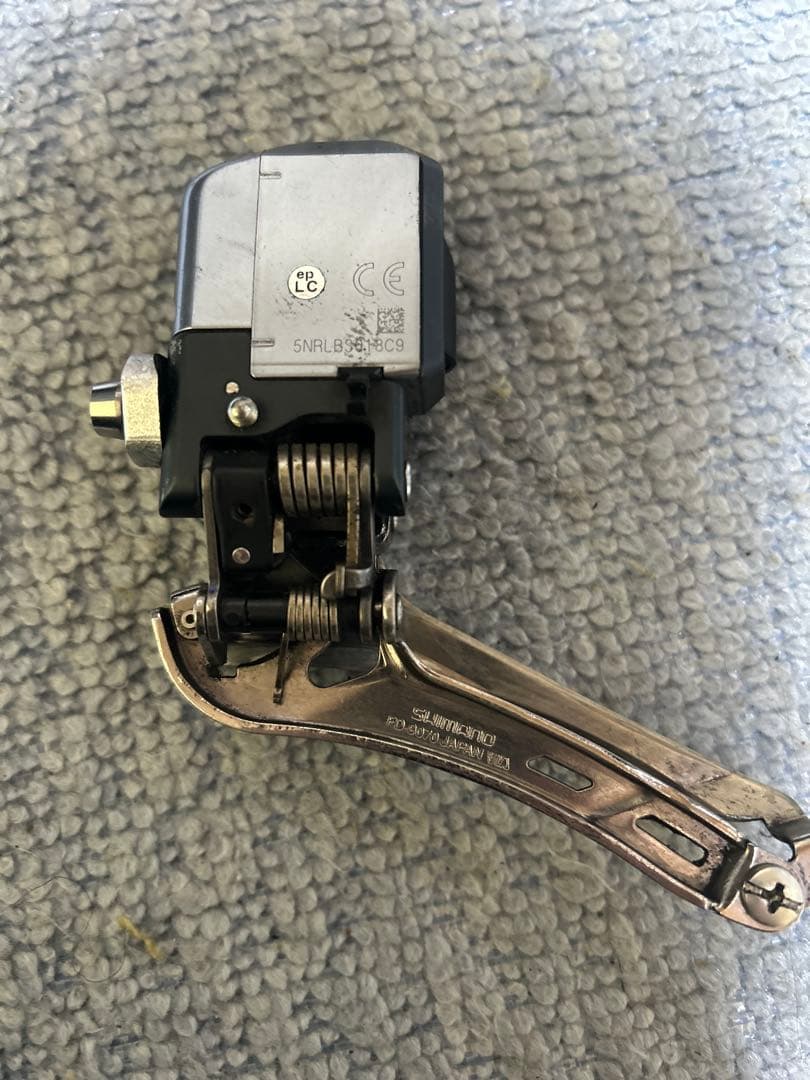 アルテグラr6870デュラエースr9070