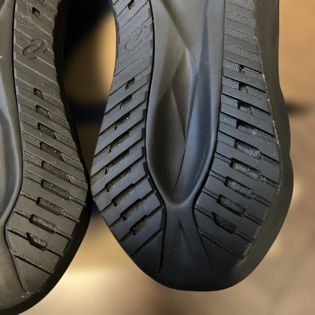 【27.0cm新品未使用】アシックス ノバブラスト5