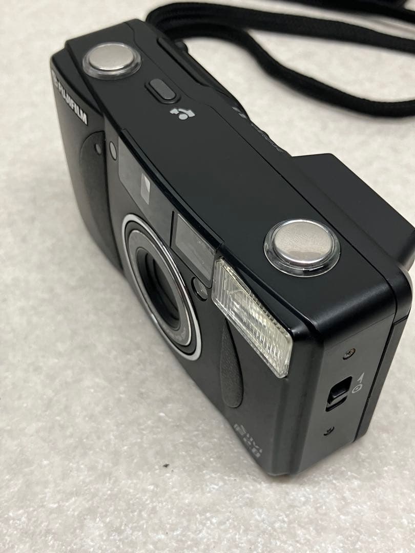 希少 FUJIFILM silvi F2.8 世界限定5000台フィルムカメラ