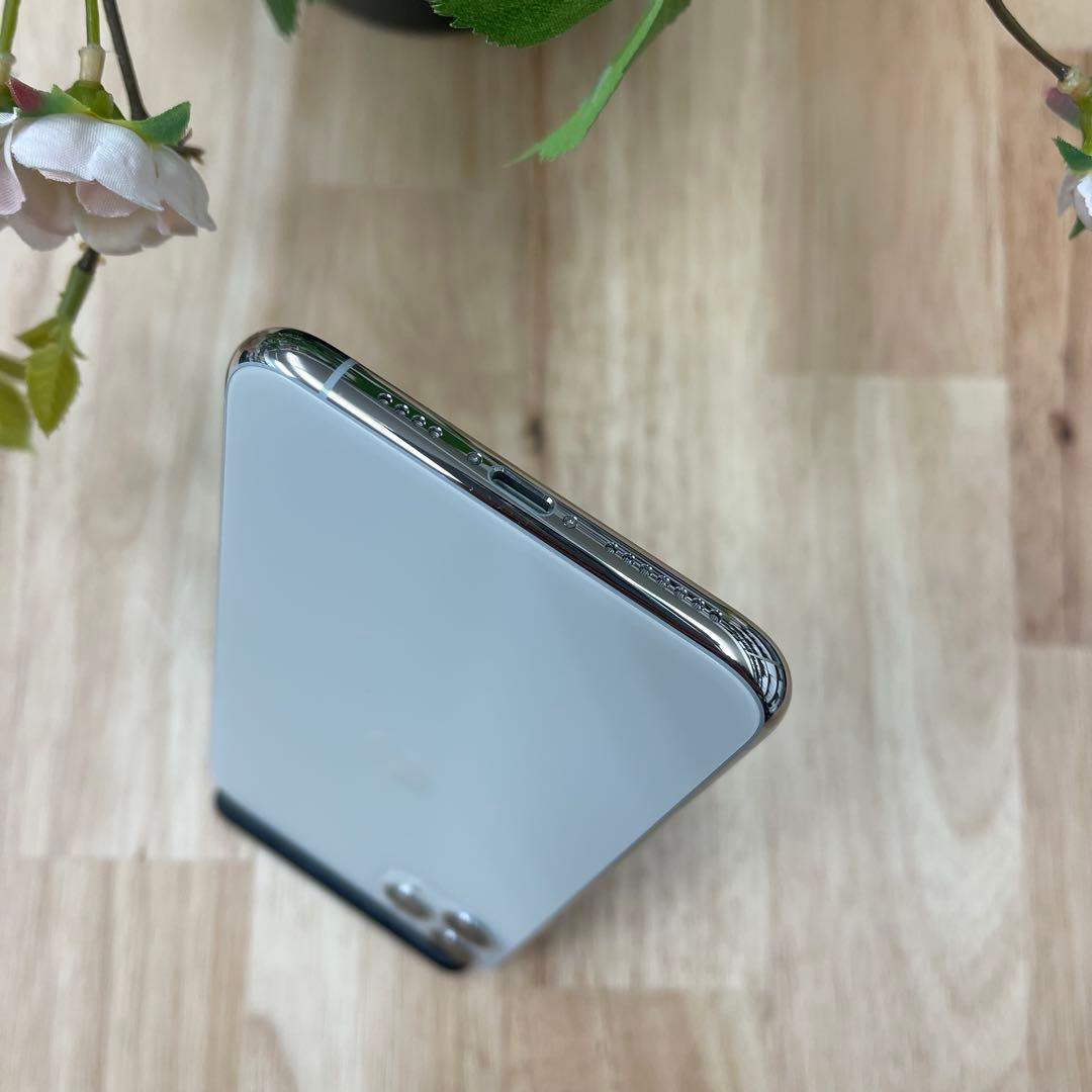 新品 iPhone 11ProMax 64Gb シルバー国内版SIMフリー