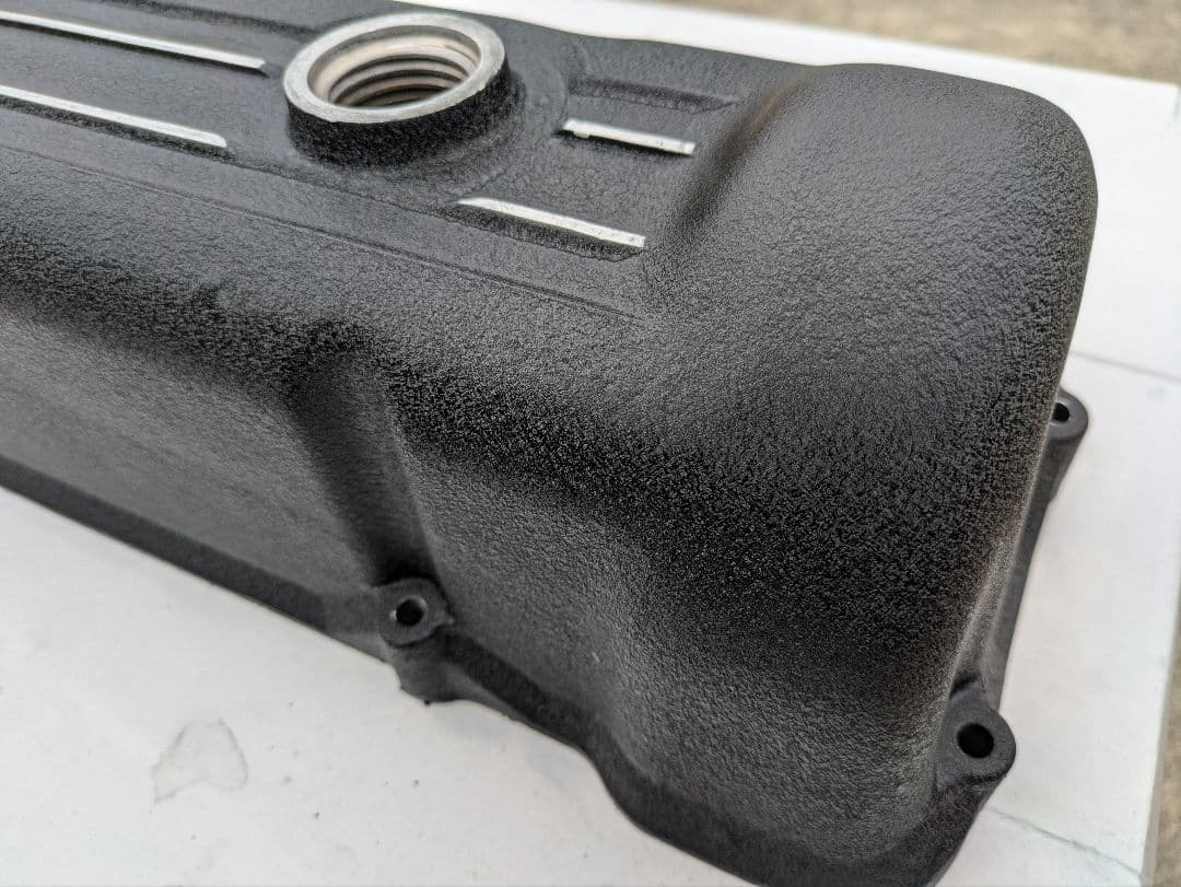 日産　NISSAN OHC L型エンジン　L6タペットカバー　結晶塗装　美品