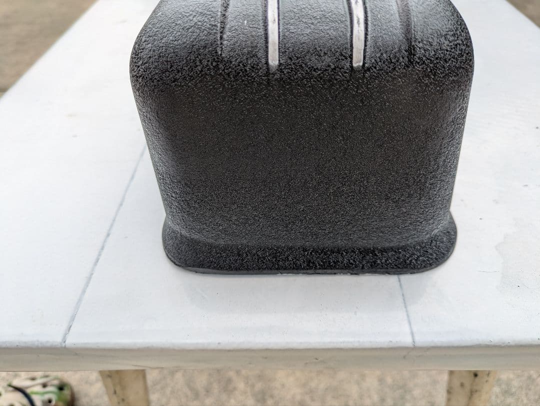 日産　NISSAN OHC L型エンジン　L6タペットカバー　結晶塗装　美品