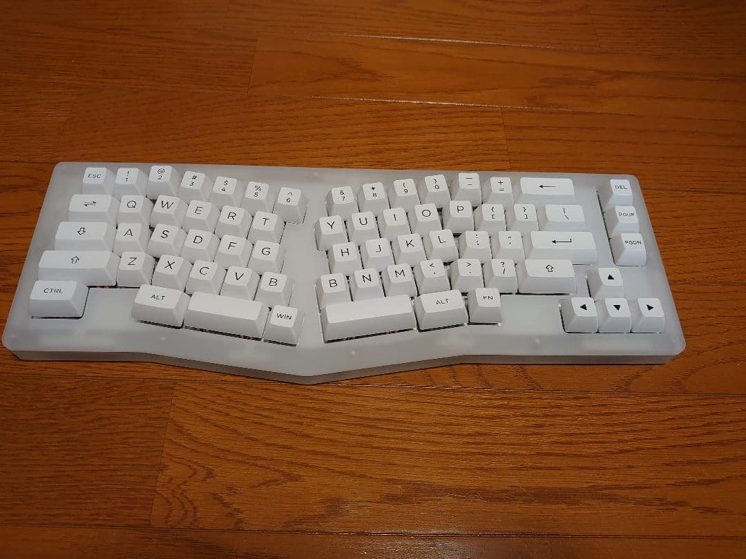 ACR PRO ALICE PLUS ホワイトキーボード 本体