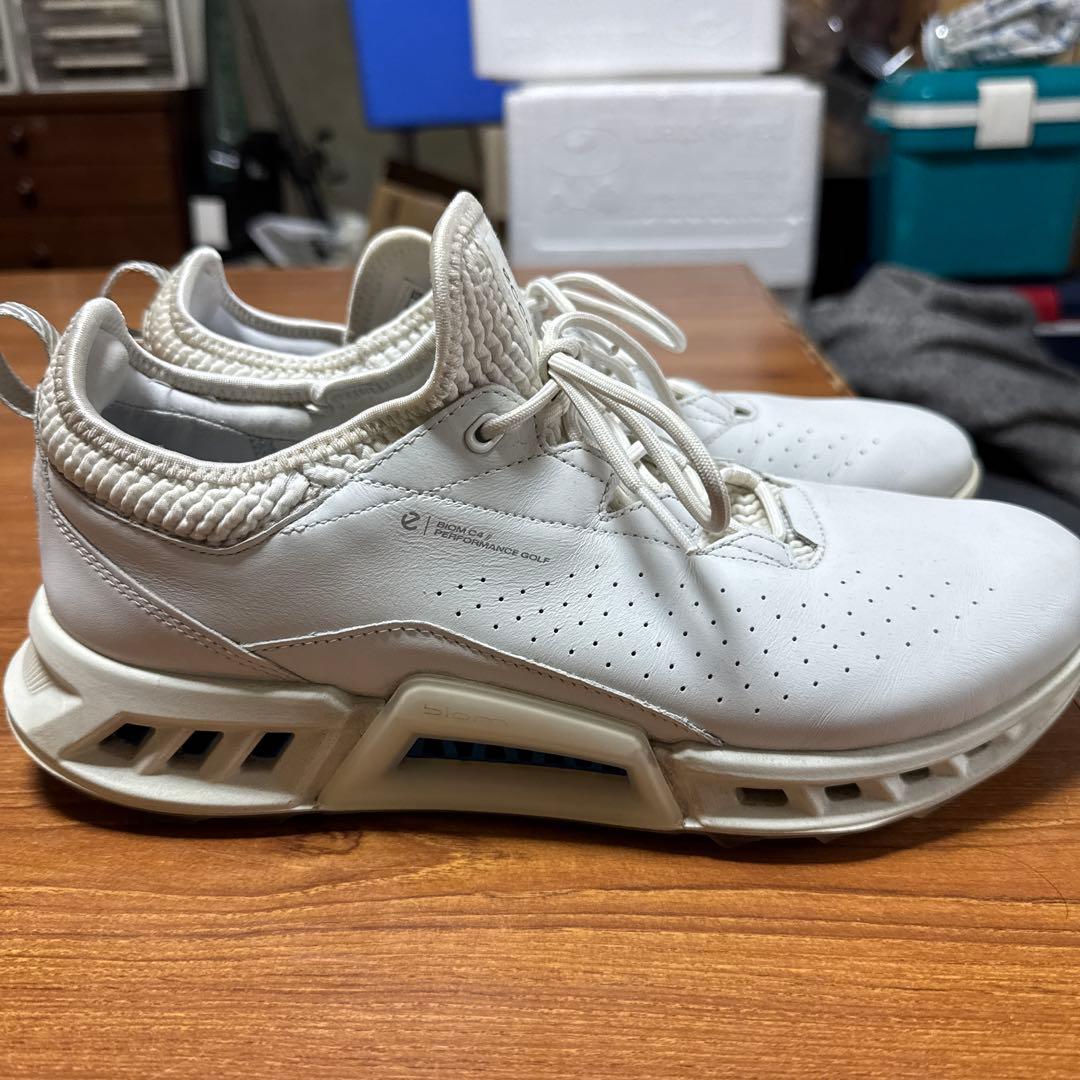 ecco バイオムC4ゴルフシューズスパイクレス