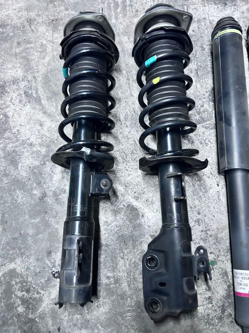 LA150S サスペンション