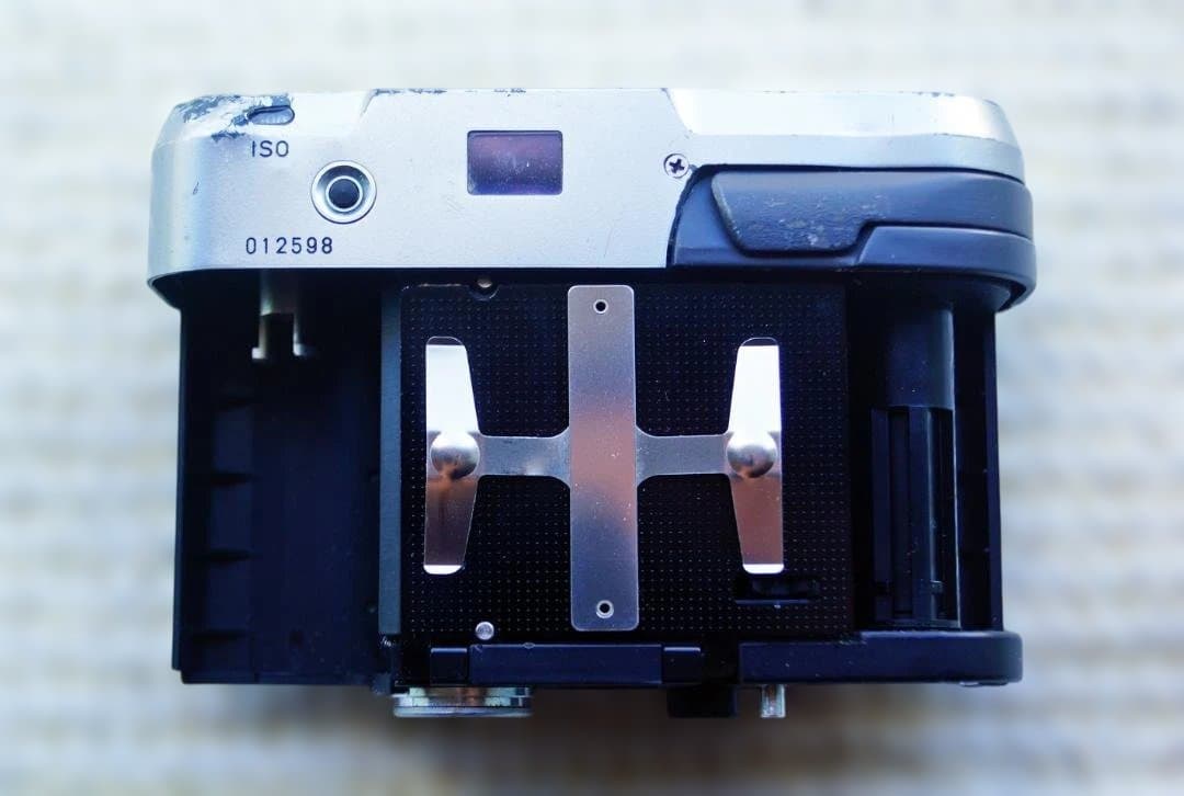 【ジャンク】初代 CONTAX T 35mmフィルムカメラ【ストロボ付き】