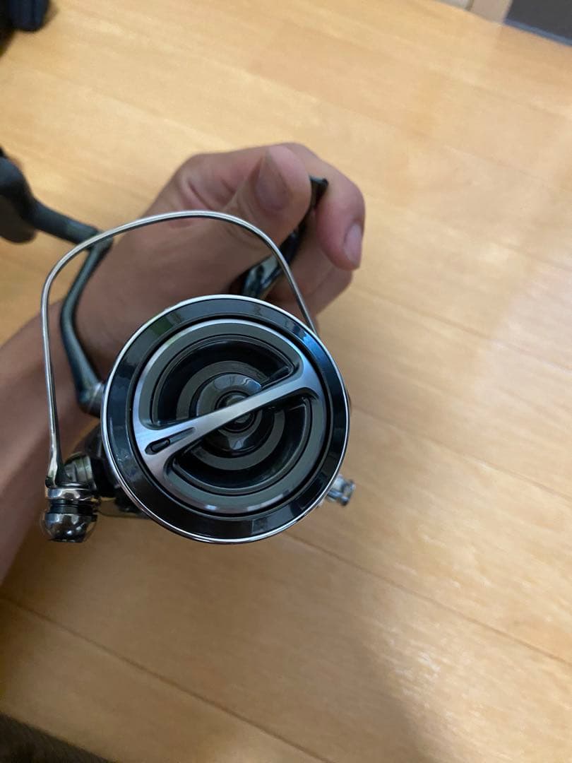 シマノ　22 ステラ　4000XG リールスタンド付き