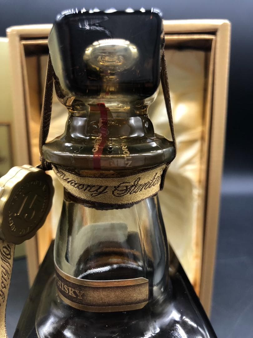 未開栓 サントリーウイスキー ローヤル 15年 ゴールドラベル 750ml