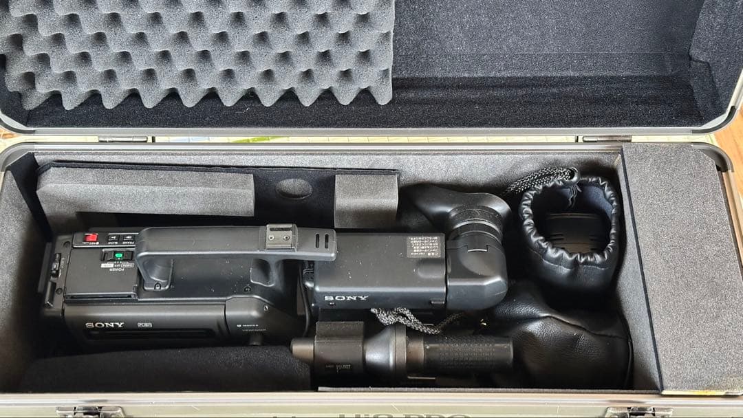 【値下】【希少】Sony CCD-V5000 VideoHi8 PRO 付属品付