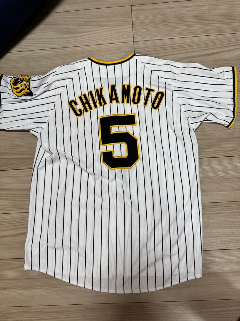 阪神タイガース ユニフォーム 近本光司 Lサイズ 5