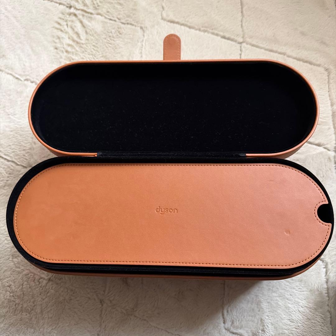 Dyson Airwrap ヘアスタイラー