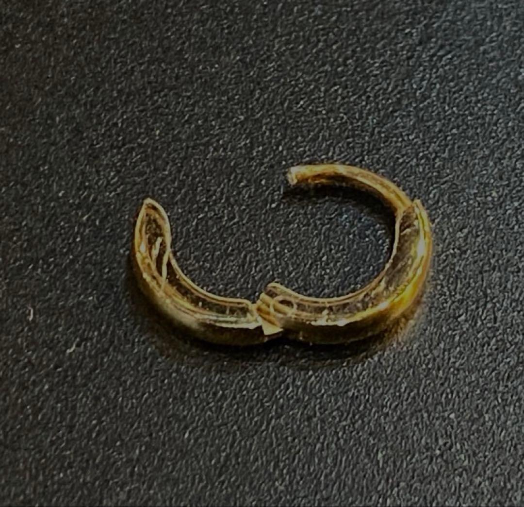 フープリングピアス