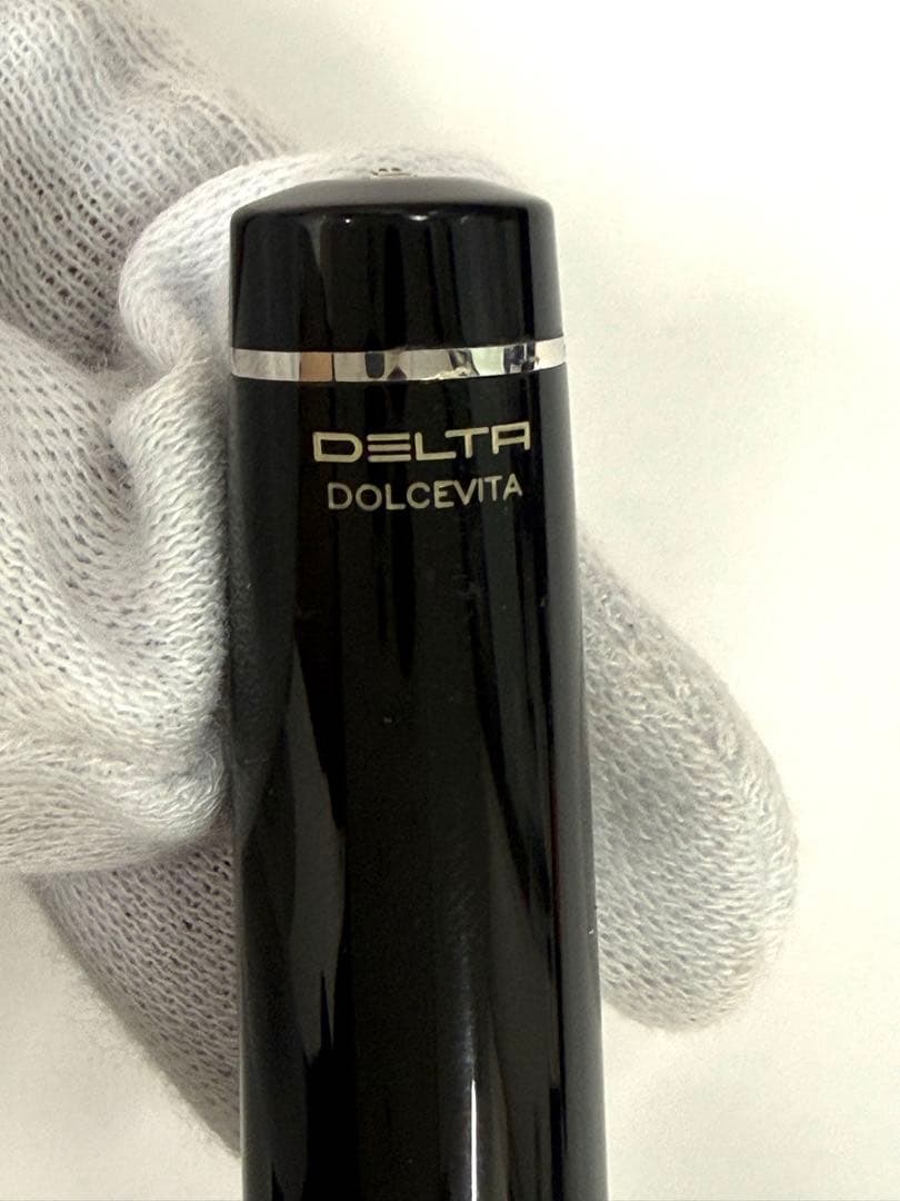 デルタ　ドルチェビータ　ミディアム　万年筆　14k F