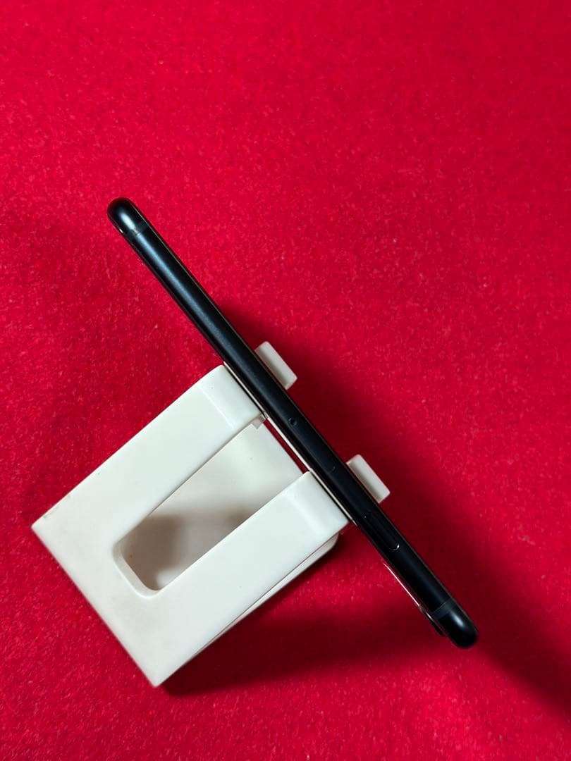 【9528】iPhone SE3第3世代ミッドナイト 64GB simフリー