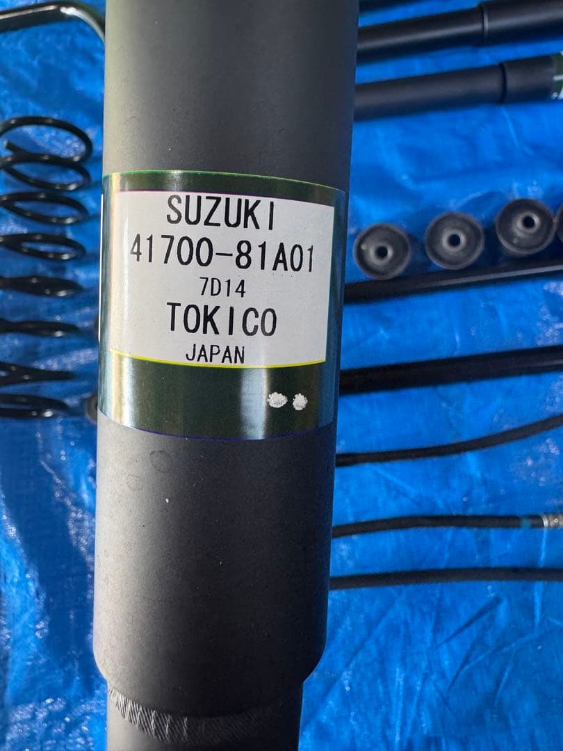 jb23純正サスペンションキット一式