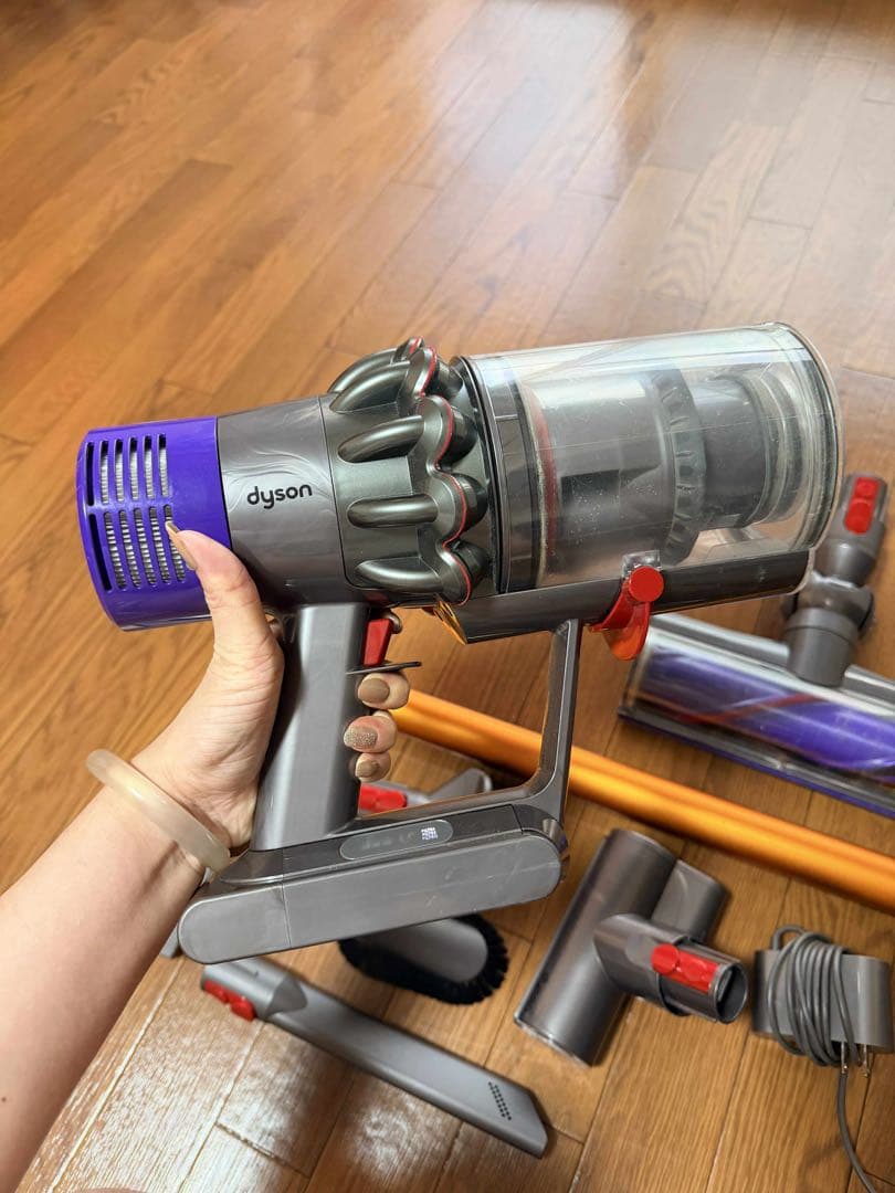 ◇ダイソンフルセット/dyson SV12/通電確認済 H