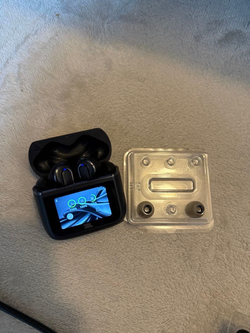 【極美品】JBL Tour Pro 3 Black LDAC対応