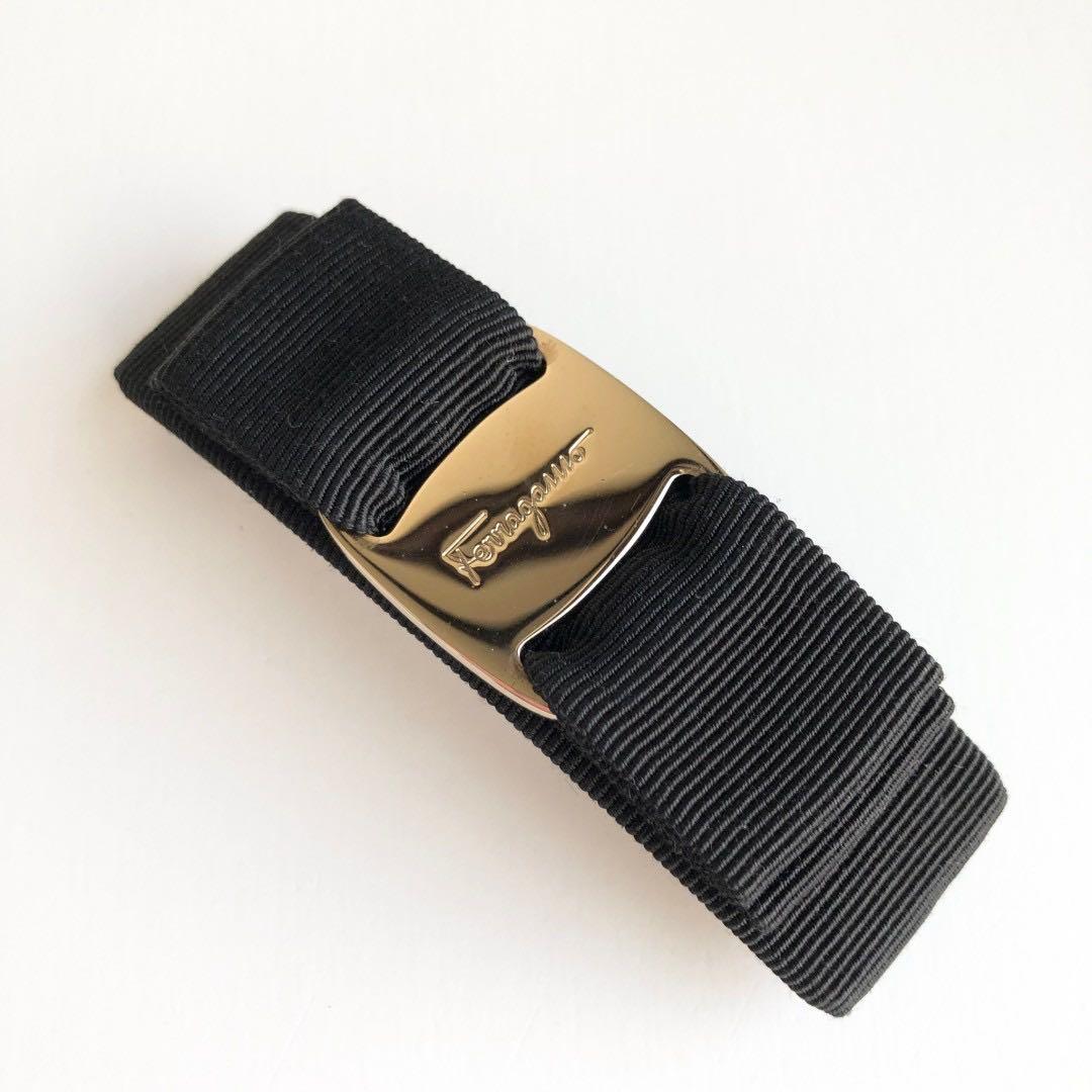 新品保管✨フェラガモ バレッタ ヴァラリボン ブラック ゴールド