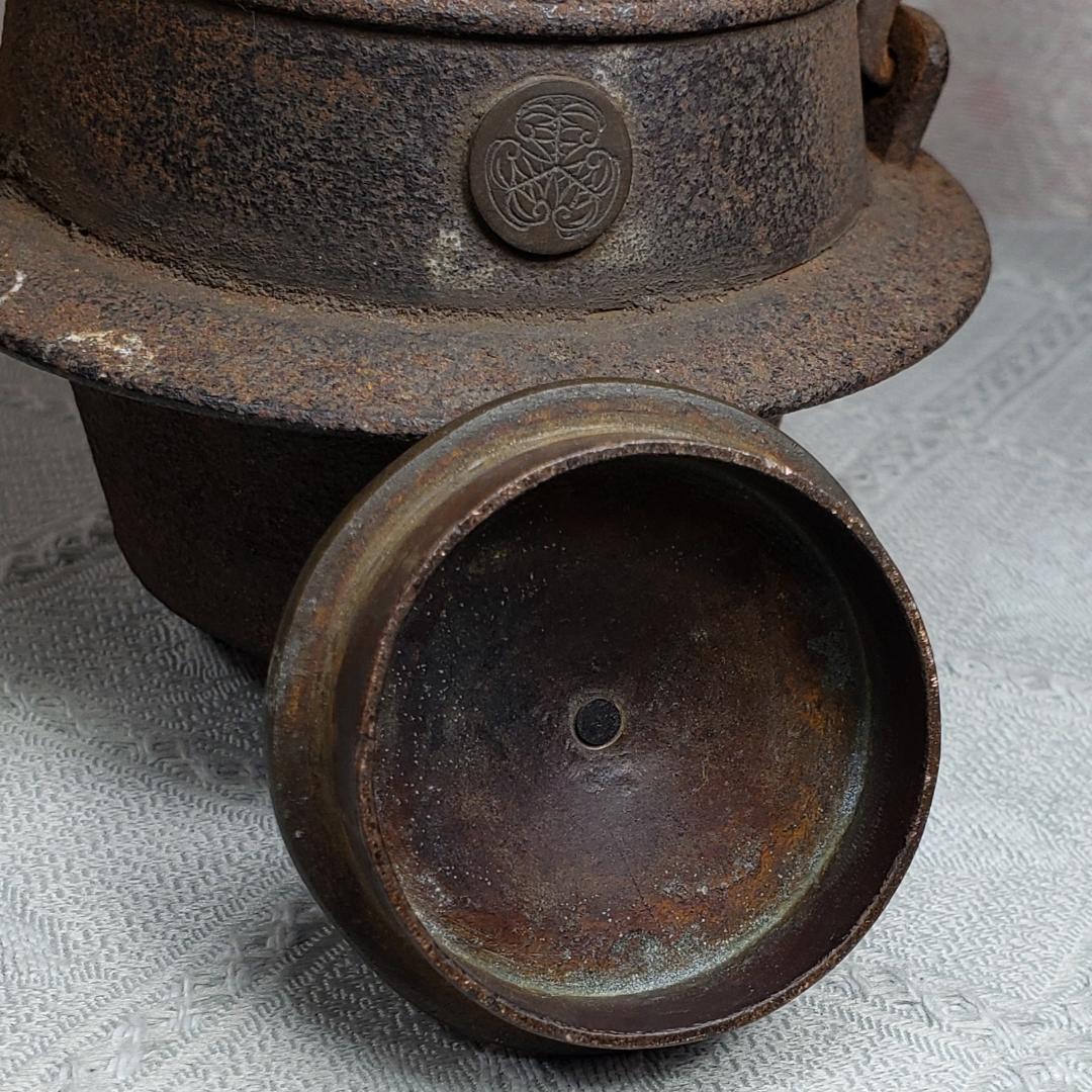 【大名品】◆『徳川家伝来 三つ葉葵紋 鉄瓶』 ◆検）徳川家康 亀文堂 徳川家光