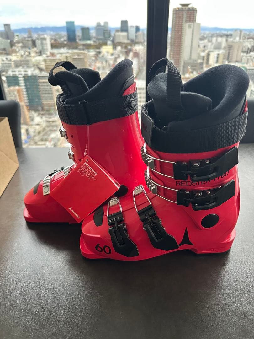 新品ATOMIC スキーブーツ キッズ 2026 REDSTER TJ 60