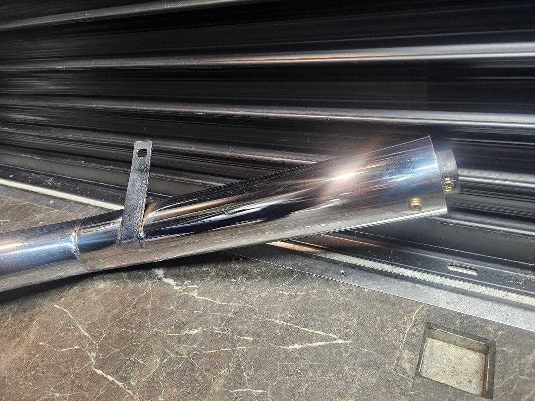 ☆ りゅう　☆　GT750　集合管マフラー