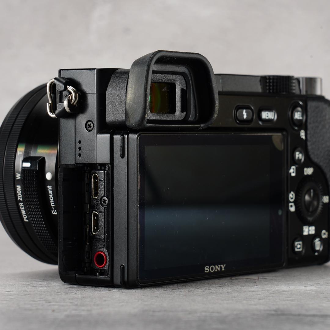 α6400が欲しいけど予算が...なら迷わずこれ！ILCE-6100Y