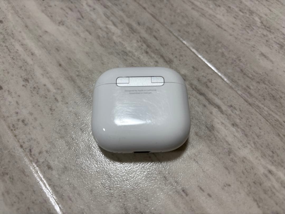 アクティブノイズキャンセリング搭載 AirPods4 外箱付き
