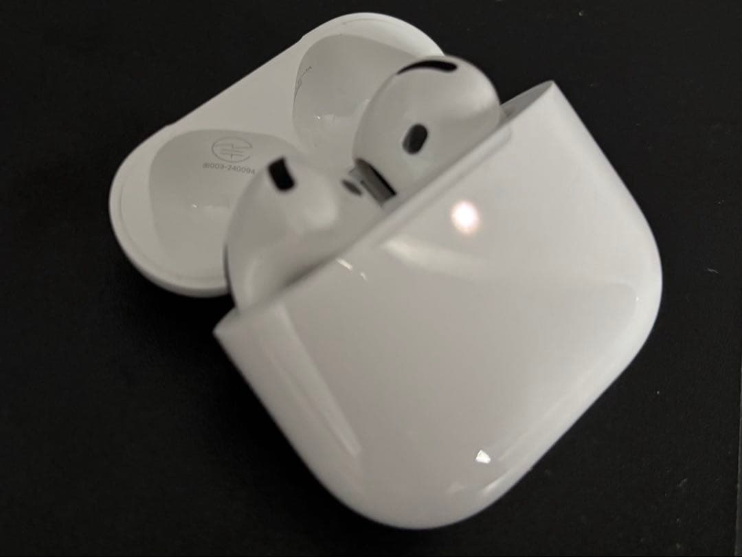 アクティブノイズキャンセリング搭載 AirPods4 外箱付き