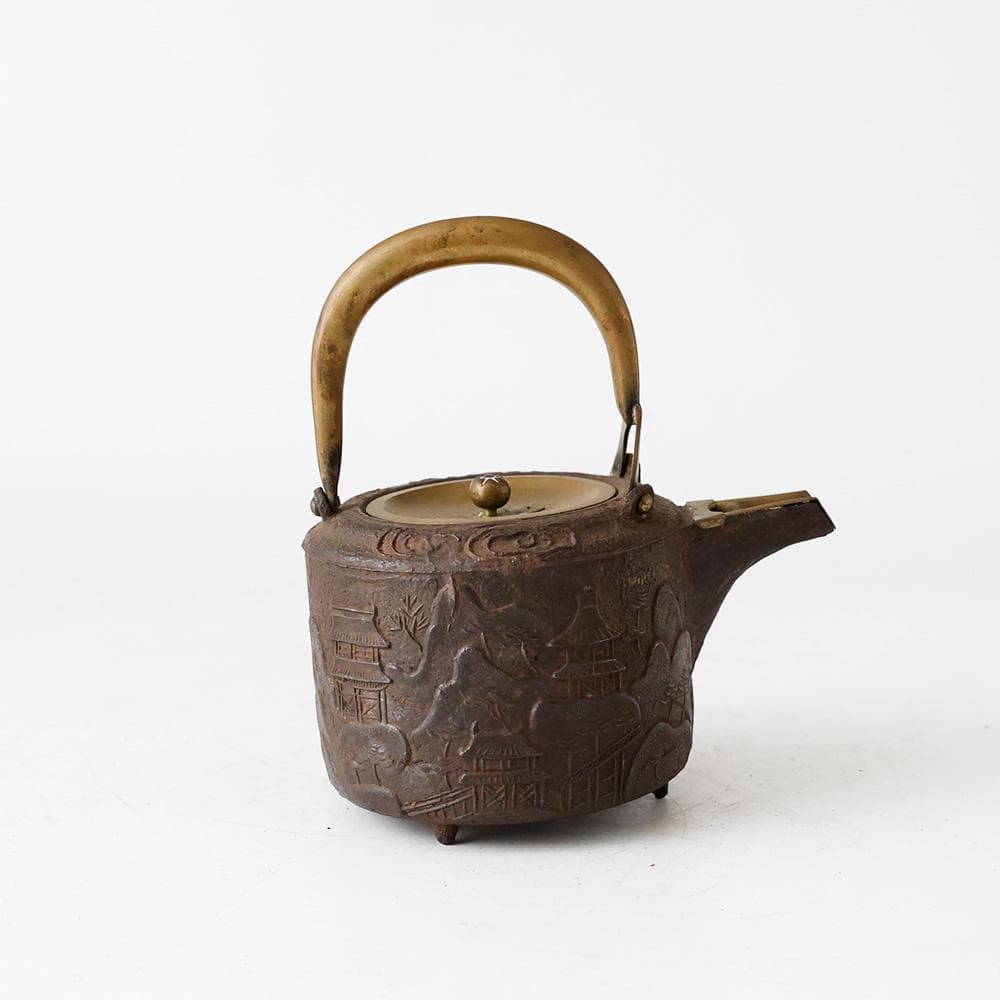 時代年代物 鉄銚子 一対 山水楼閣文 真鍮蓋 酒器 燗鍋 提子 懐石道具 鉄瓶