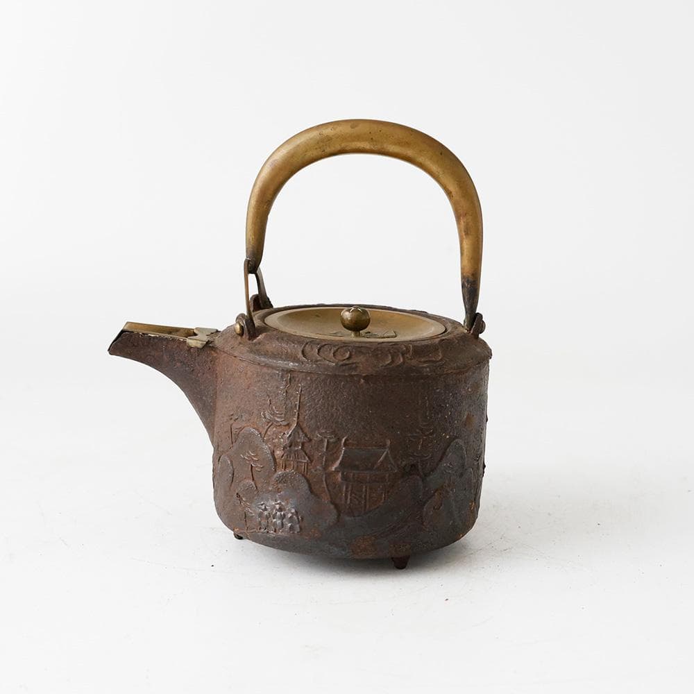 時代年代物 鉄銚子 一対 山水楼閣文 真鍮蓋 酒器 燗鍋 提子 懐石道具 鉄瓶