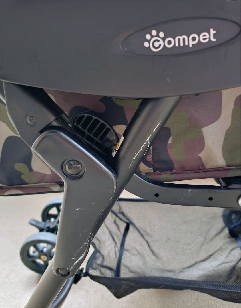 compet コムペット（ペットカート）　ミリミリライトプラス　グリーンカモ