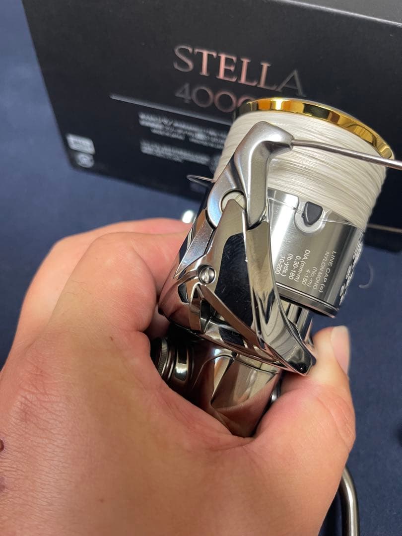 SHIMANO 18STELLA 4000XG LIVREカスタムノブ