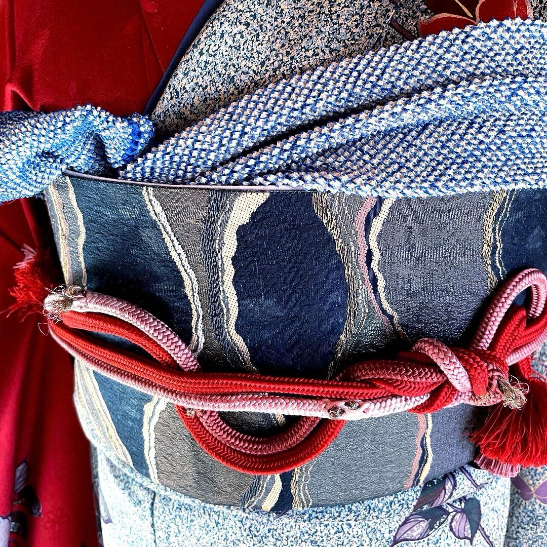 振袖フルセット　朱色手描き友禅　ブルーたたき染め　成人式振袖　振袖　染分け