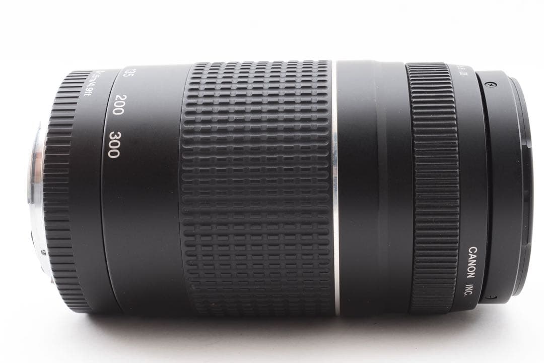 キヤノン望遠レンズ　Canon EF 75-300㎜ 1:4-5.6 Ⅲ