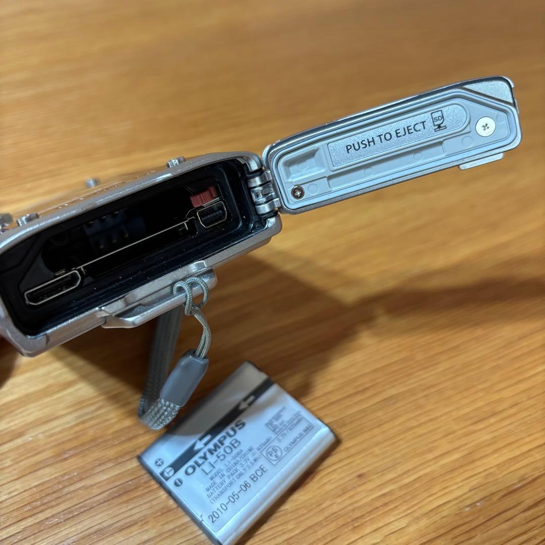 OLYMPUS μ Tough 8010 デジタルカメラ 防水 防塵 耐衝撃