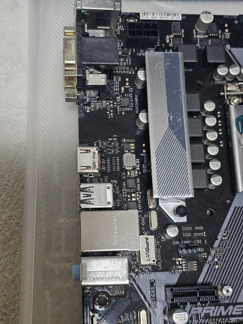 i5 8400 ASUS B360 - PLUS io パネルあり