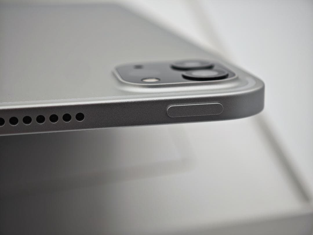 (表示不良) iPad Pro 11インチ 第4世代 Wi-Fi 128GB