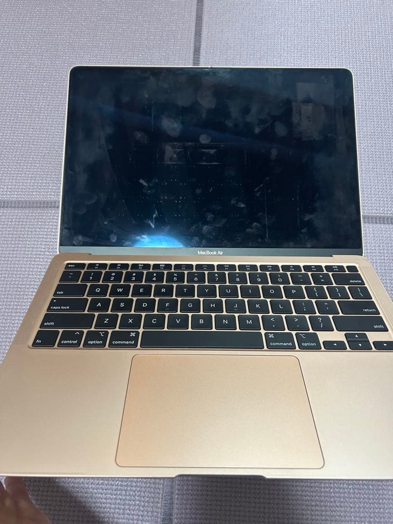 MacBook本体 MacBook Air (Retina, 13in, 2020) 8G/256G