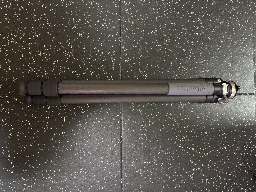 LS-323CEX レベリングベース搭載カーボン三脚Leofotot