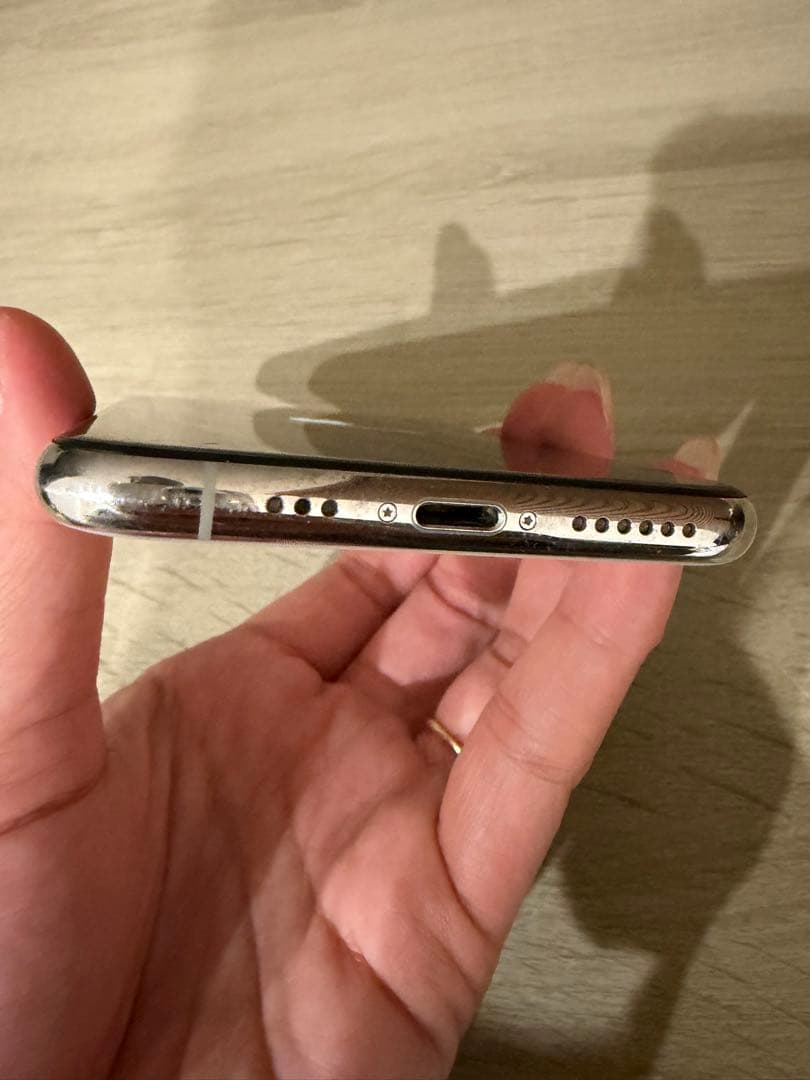 Apple iPhone 11 Pro ホワイト(シルバー)