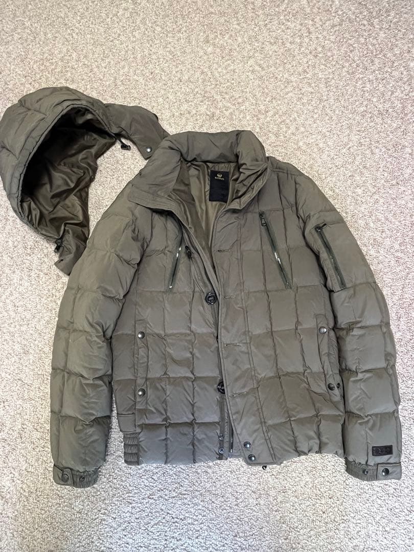 TATRAS オリーブ色 キルティングダウンジャケット