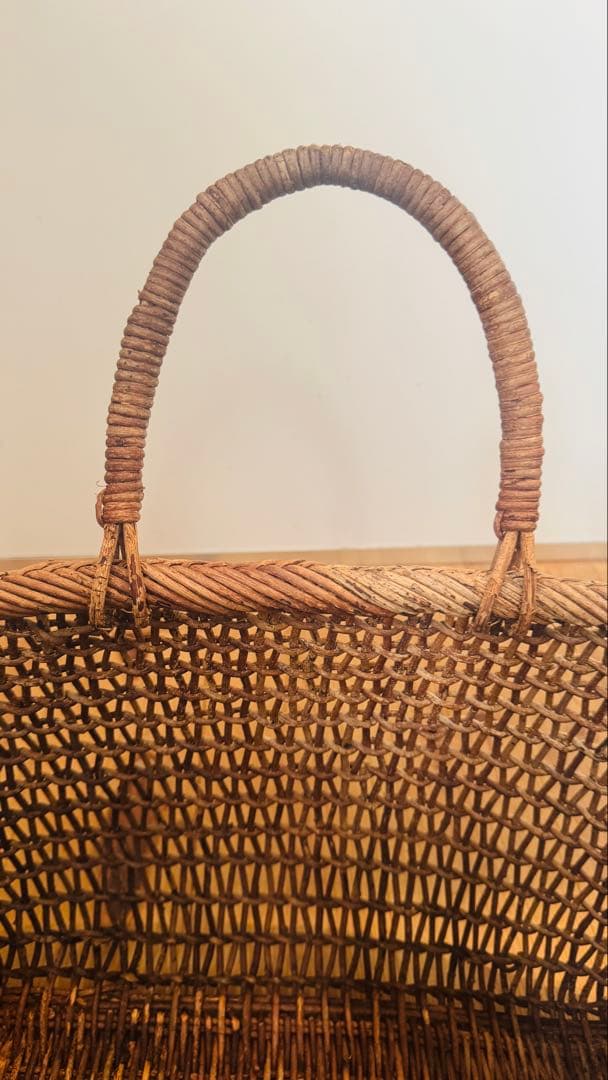 あけび籠　天然素材　国産あけび蔓　丸みのあるナチュラルバッグ　バッグ