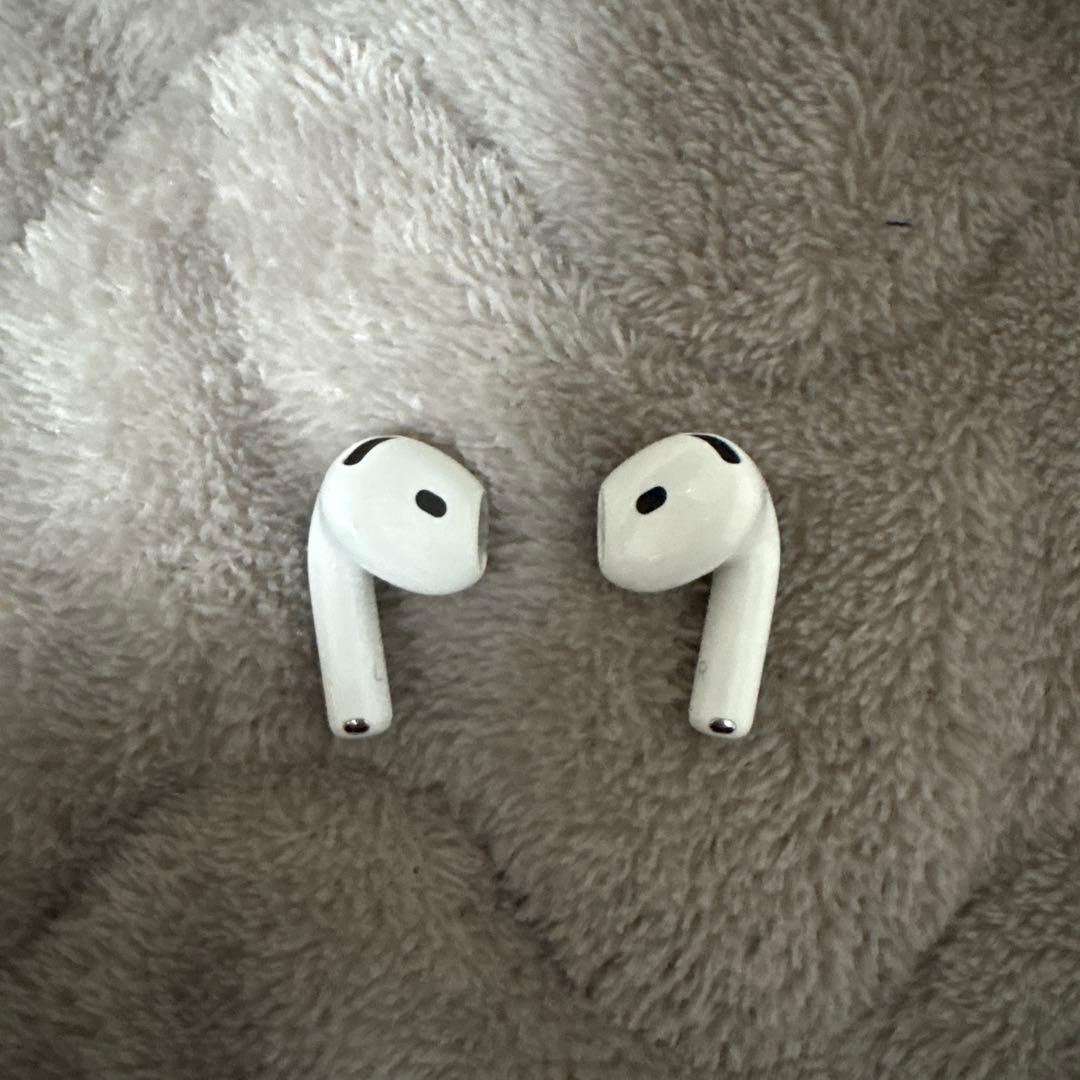 AirPods4 ANC非搭載　箱付き