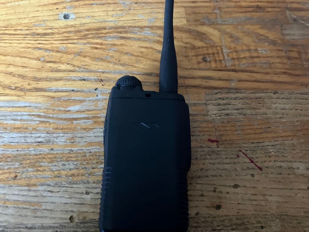 スタンダード　ハンディアマチュア無線機　VX-3