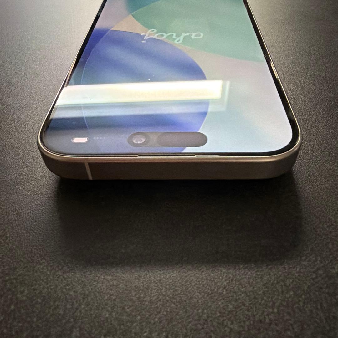 iPhone 15 pro 256GB ホワイトチタニウム