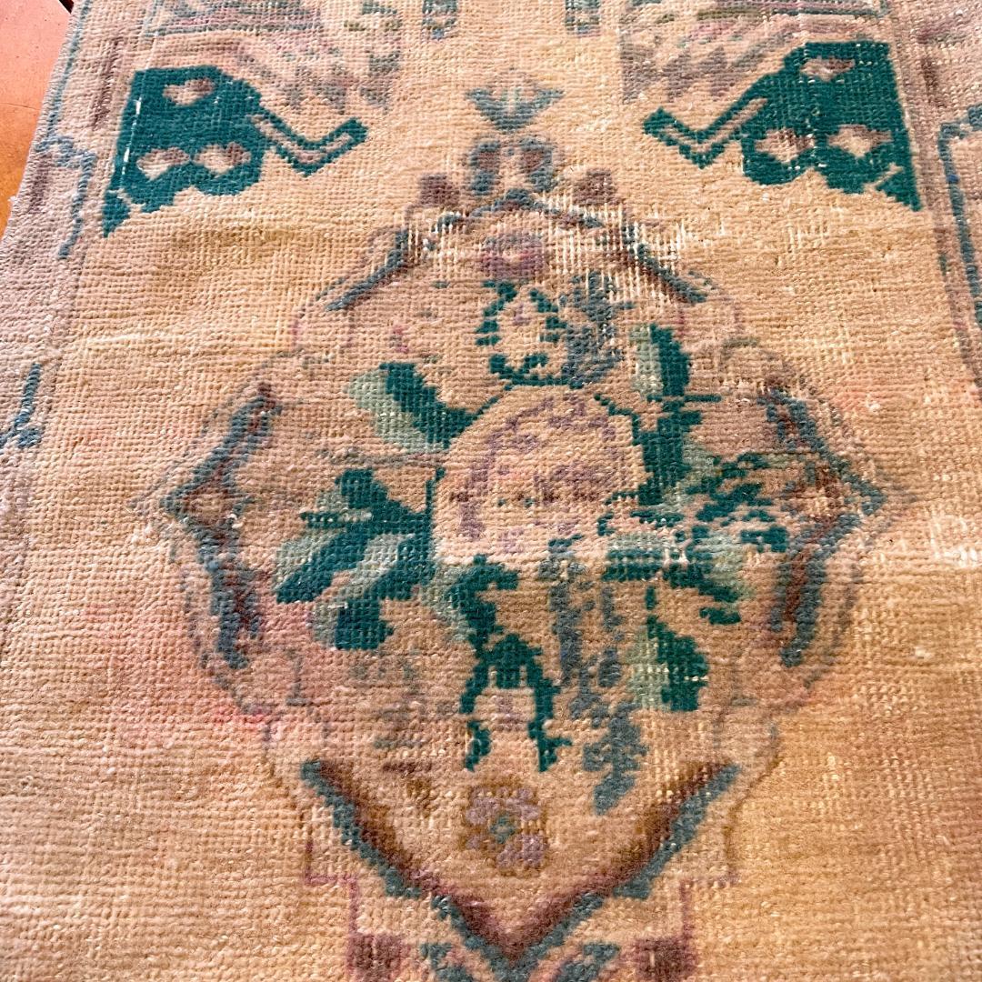 トルコ製ヴィンテージラグ49×113cmピンクベージュ玄関マットドアマット323