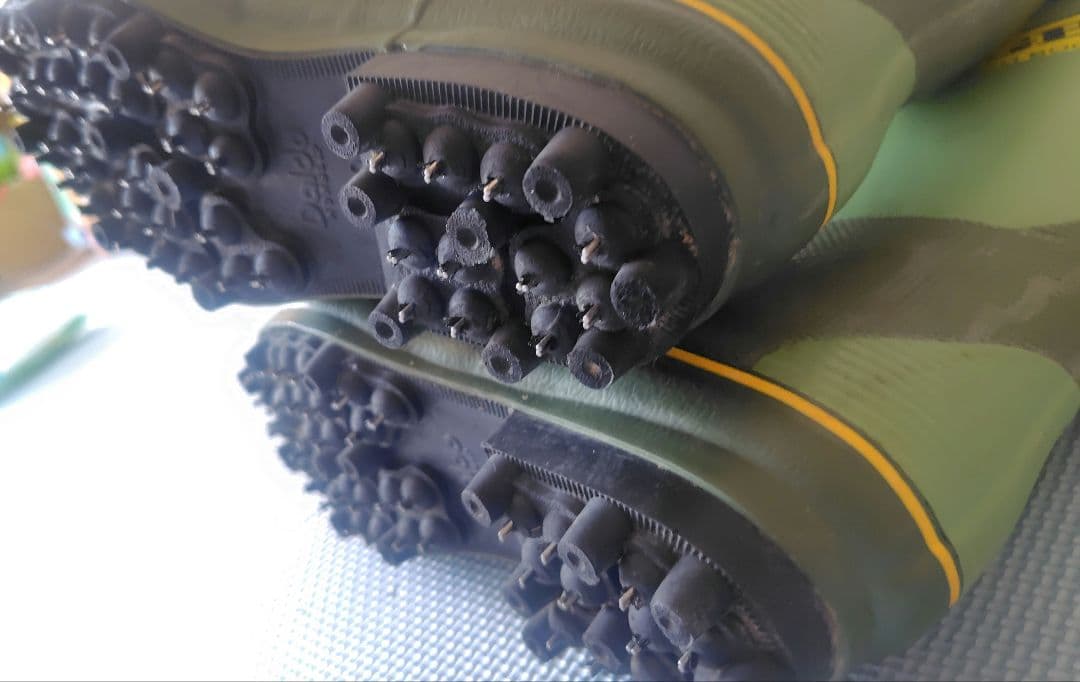 大同 マイティーブーツ MIGHTY スパイク付き安全靴 緑色 24センチ