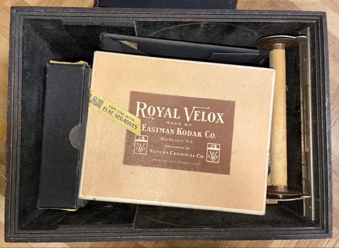 Kodak100年以上前のカメラ NO.4￼スクリーンフォーカス＋タンク現像箱
